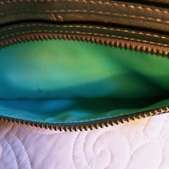 Coach Legacy Zippy Silver Metallic Leather Large Wristlet/Baguette - Picture 6 of 10